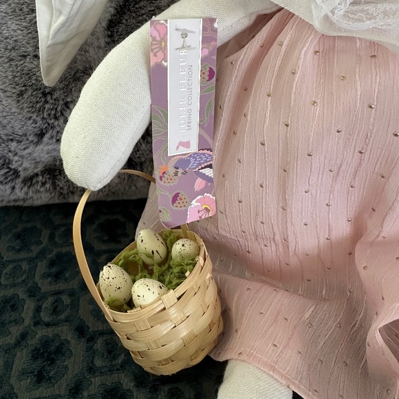 NWT JOLIE FLEUR  Bunny Shelf Sitter - Picture 3 of 7